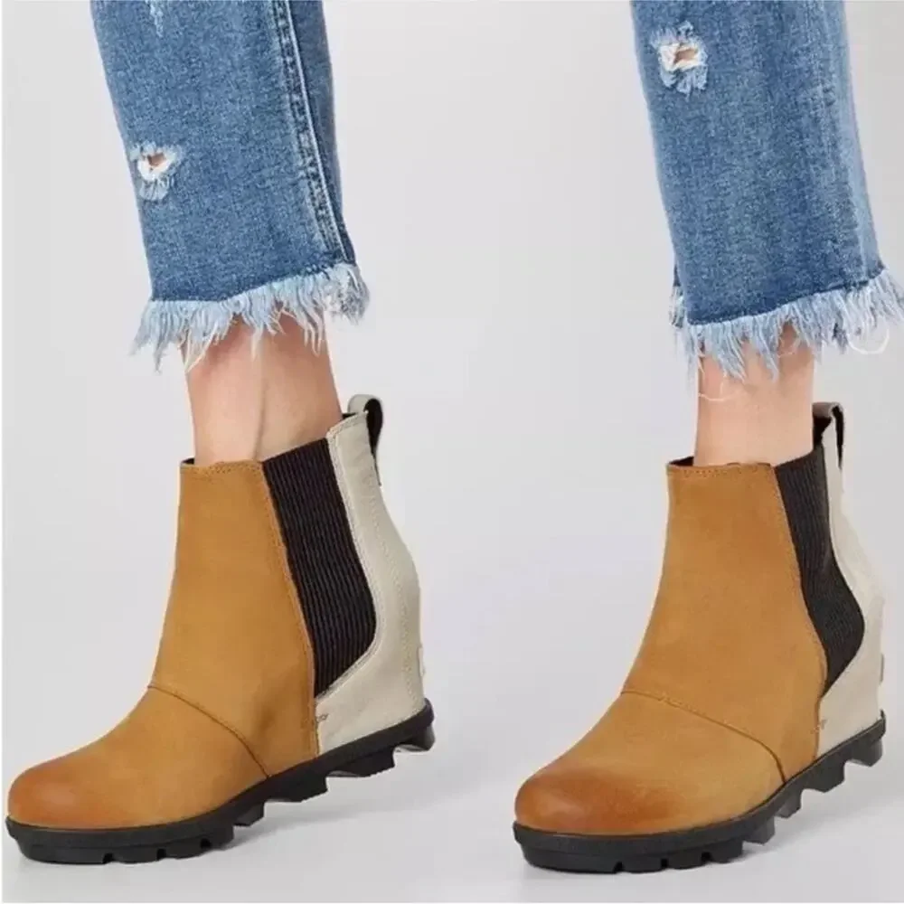 Sorel Joan of Arctic Chelsea Wedge II Camel Brown Size 6.5 Colorblock Boots